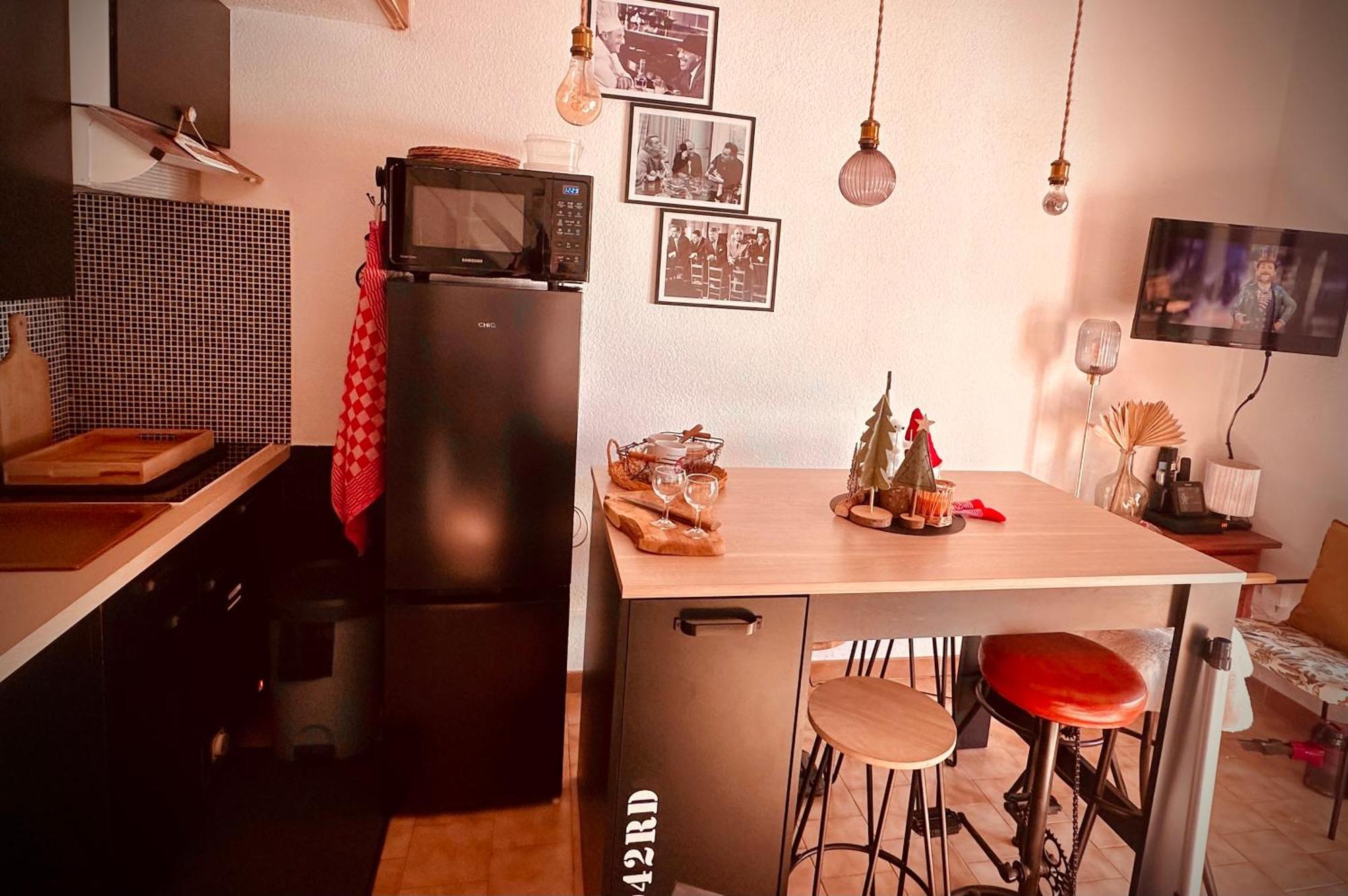 Residence Le Sunset Marseillan-Plage, Entre Mer Et Lagune De Thau, Etape Velo, Famille, Couple, Vrp, Toutou Admis, Jardin, Parking Prive Gratuit, Velos, Clim, Wifi Fibre Gratuite, Commodites, Plage Et Piste Cyclable A Proximite, 6 Couchages Nous Cont Marseillan (Herault) Exterior foto